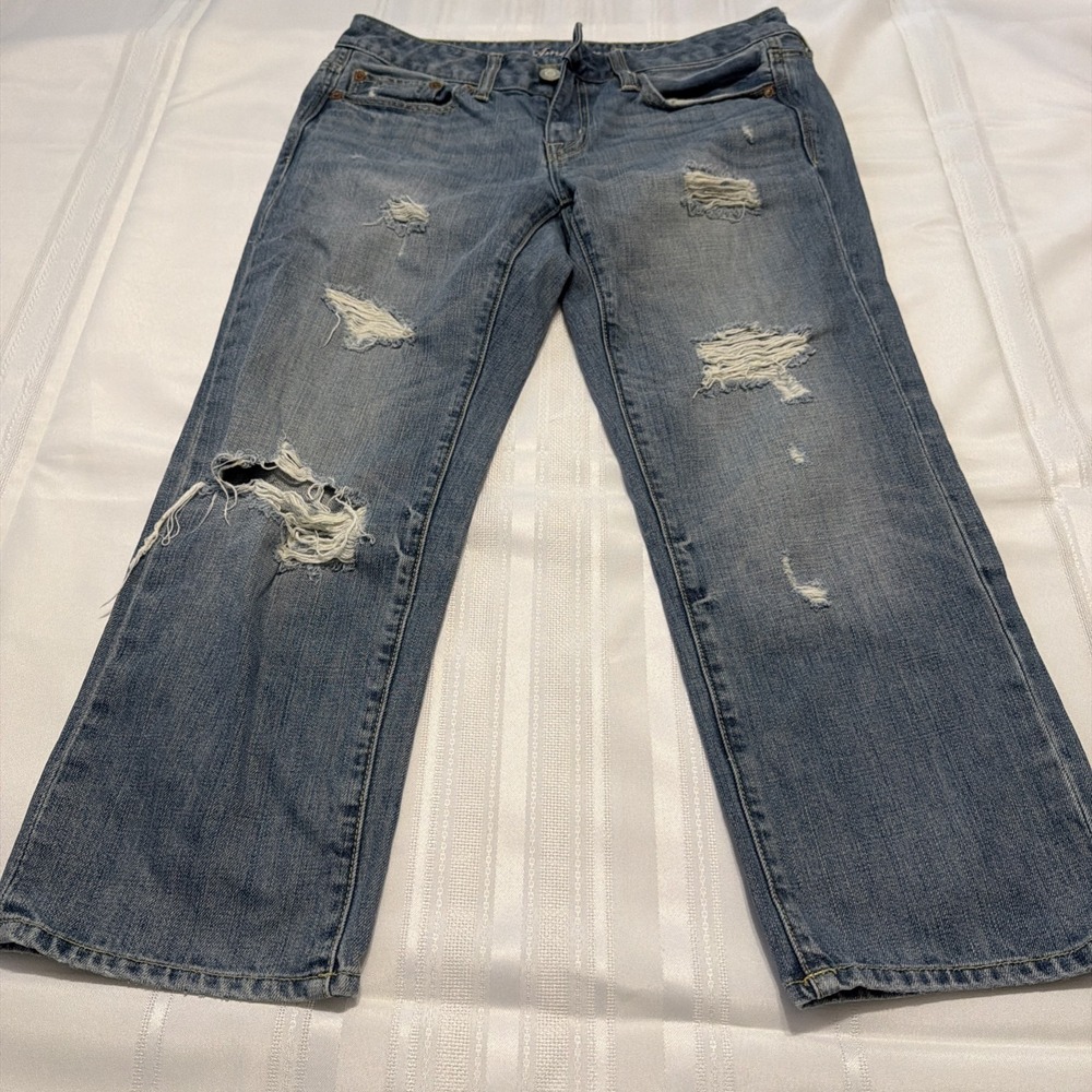 American Eagle Boyfriend Jeans Womens 4 Regular Distressed Ripped Blue Denim